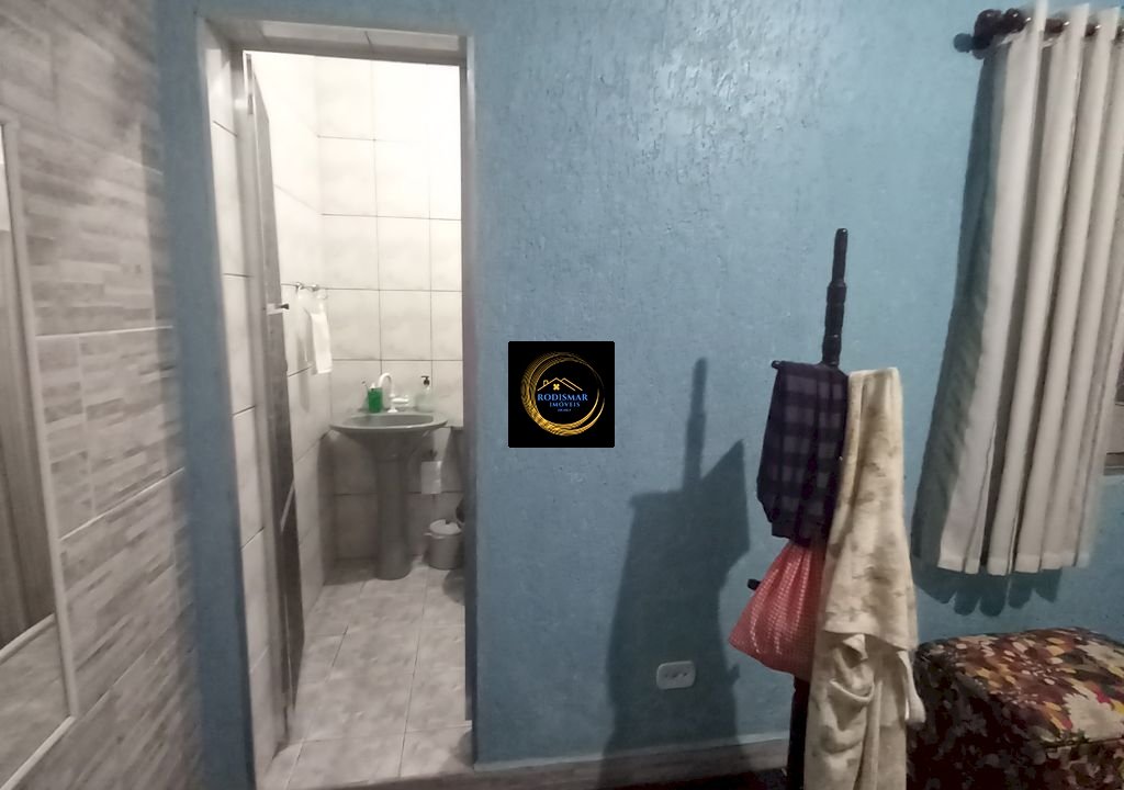 Imagem imóvel Casa em Mongaguá com 4 dormitórios