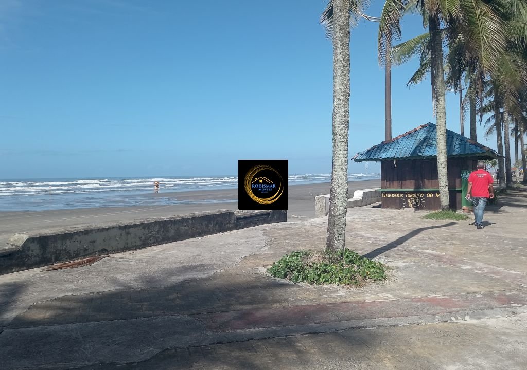 Imagem imóvel Casa em Mongaguá com 3 dormitórios