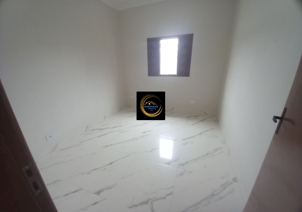 Imagem imóvel Casa em Mongaguá com 4 dormitórios