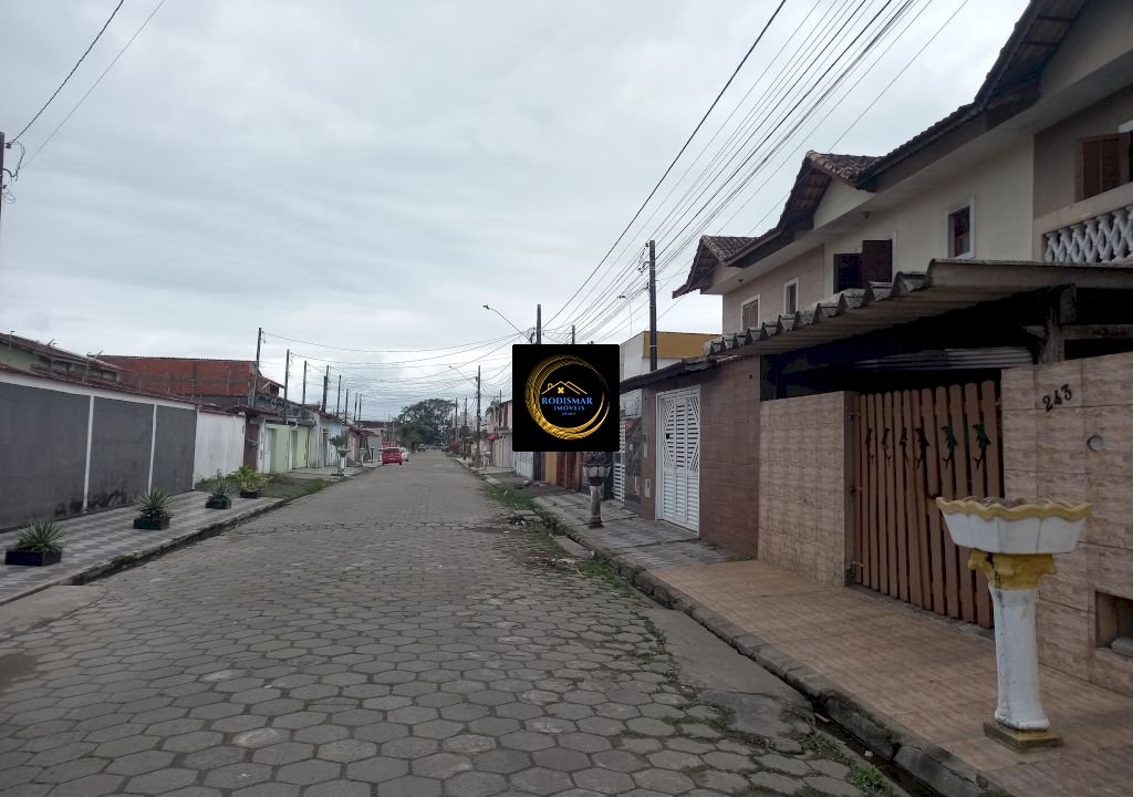 Imagem imóvel Sobrado em Mongaguá com 3 dormitórios