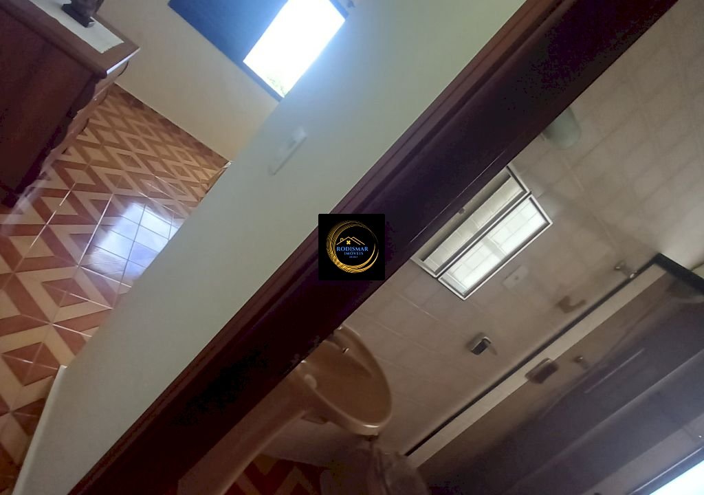 8aff27d29043e3be014236f8f102459e.jpg