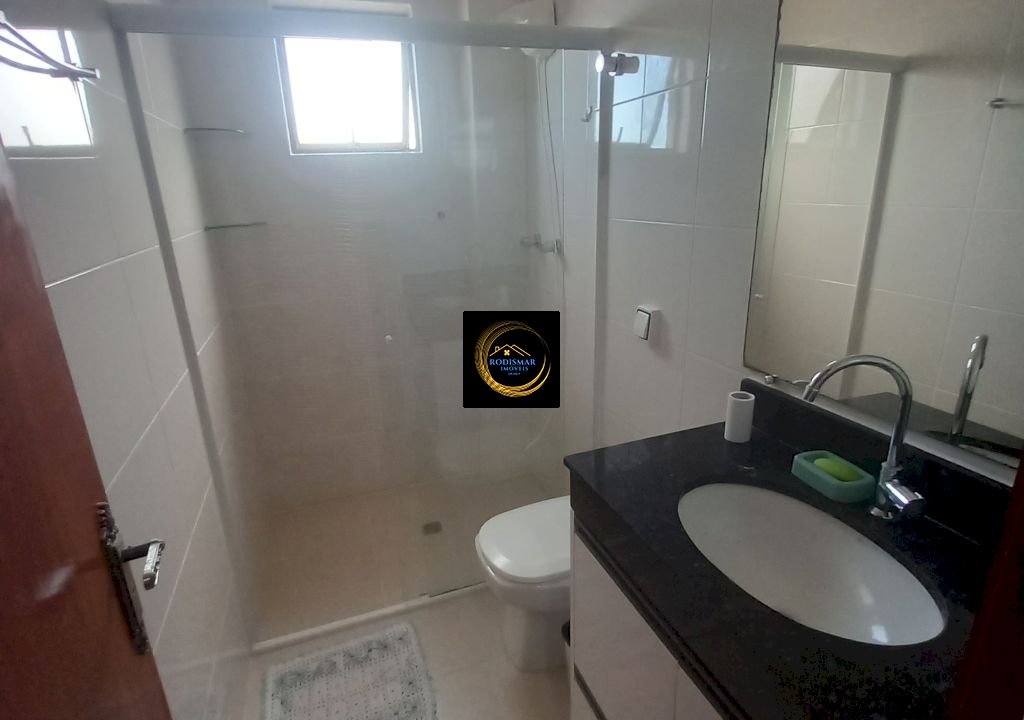 d208243ea272e8bab33ebee900d6b357.jpg
