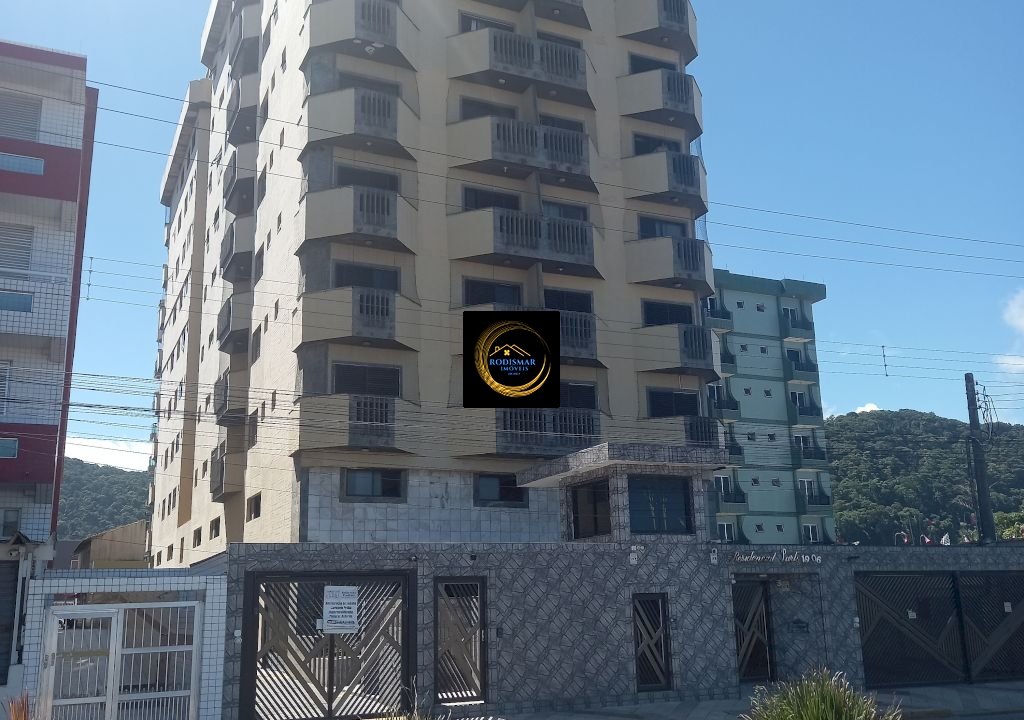 Apartamento em Mongaguá com 4 dormitórios