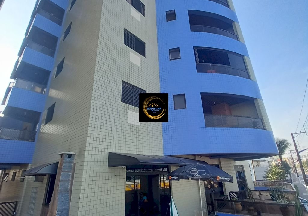 Apartamento em Mongaguá com 2 dormitórios